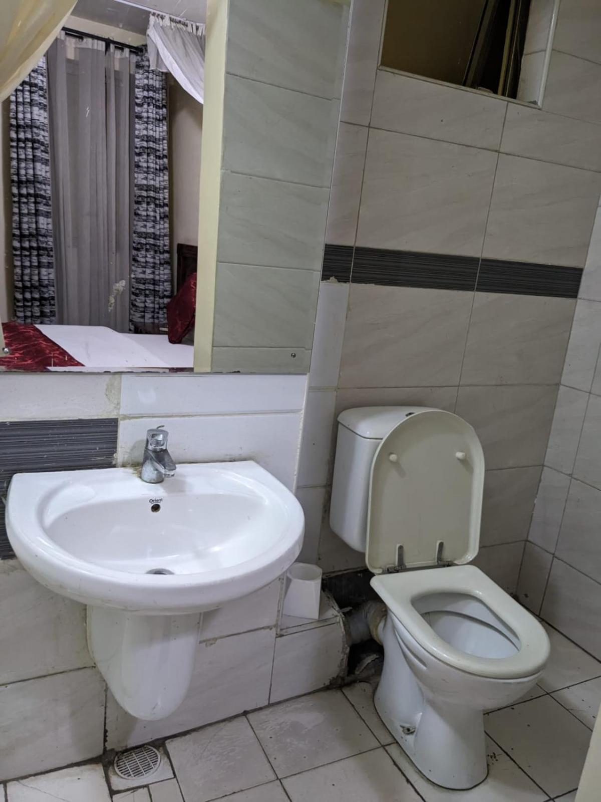 Epitome Times Hotel Nairobi Extérieur photo