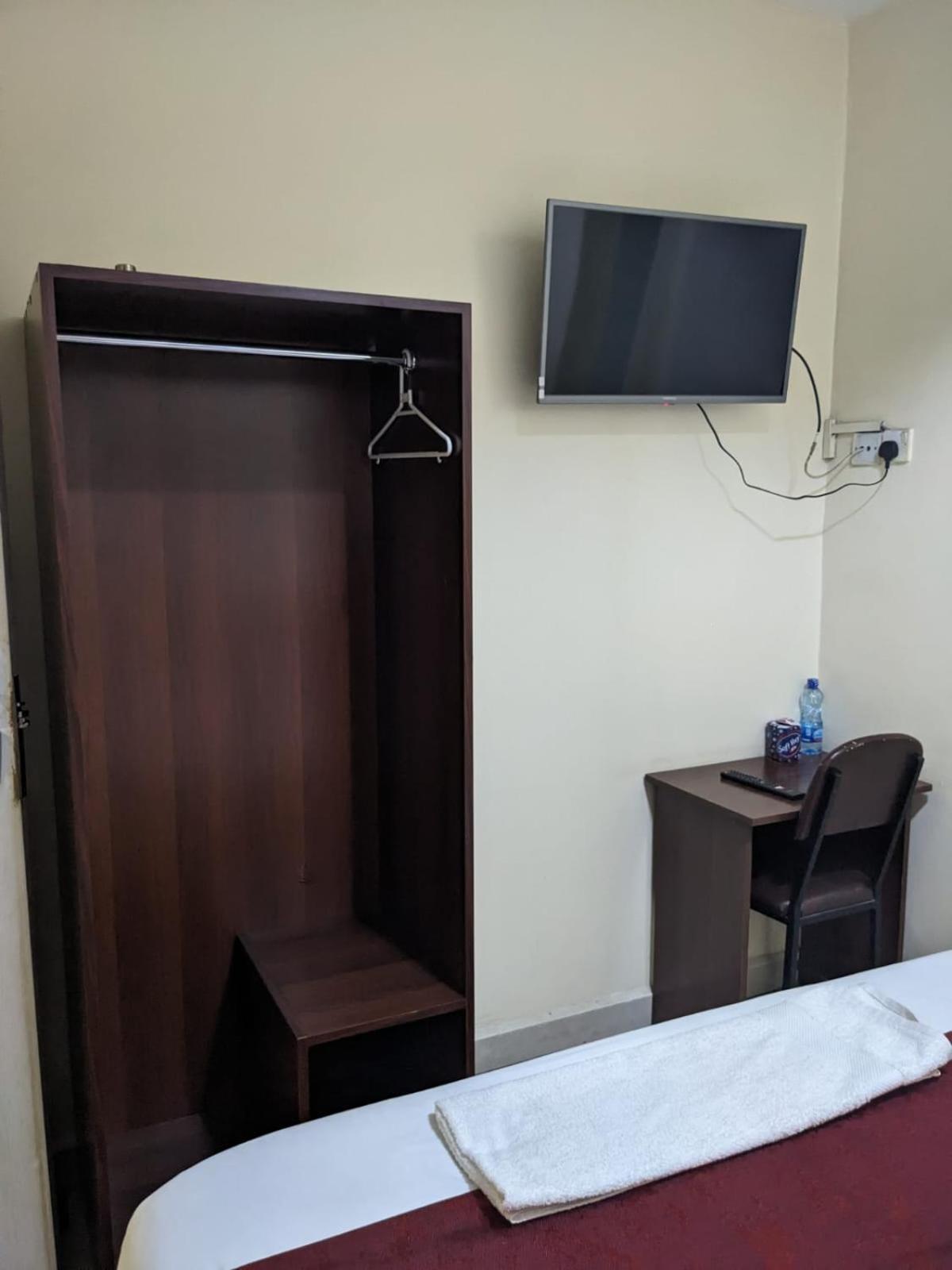 Epitome Times Hotel Nairobi Extérieur photo