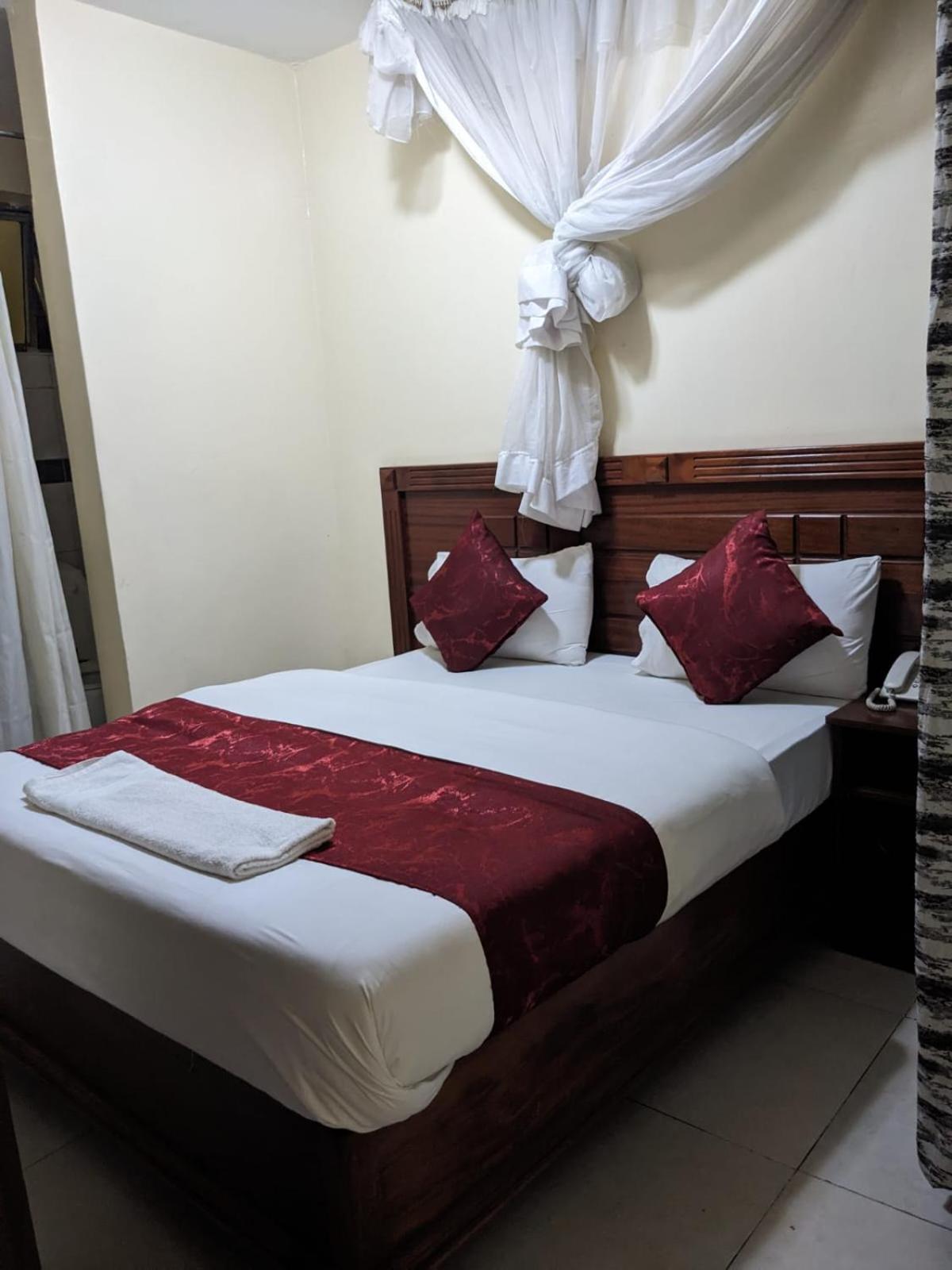 Epitome Times Hotel Nairobi Extérieur photo