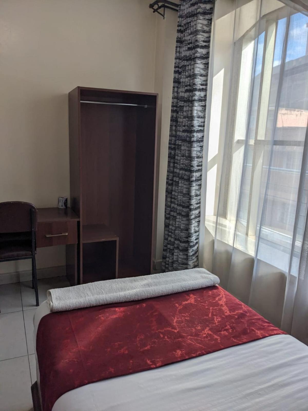 Epitome Times Hotel Nairobi Extérieur photo