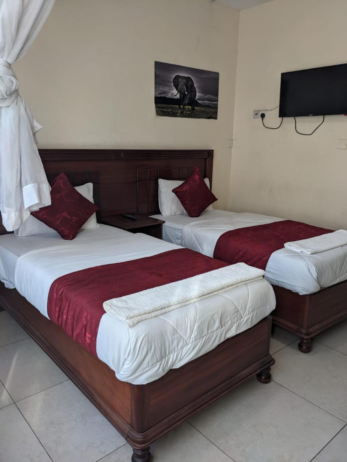 Epitome Times Hotel Nairobi Extérieur photo